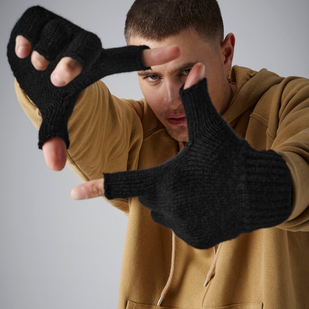 Fingerless gloves