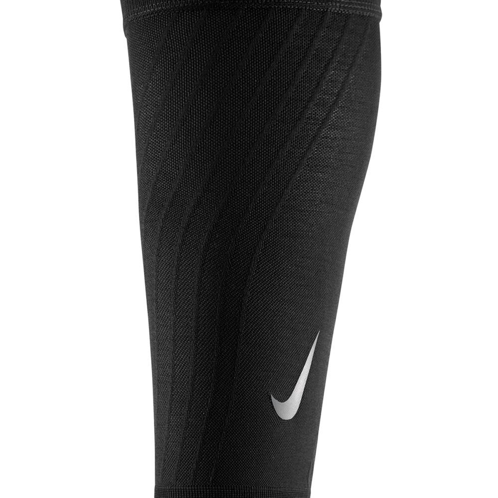 Nike zoned support calf sleeves