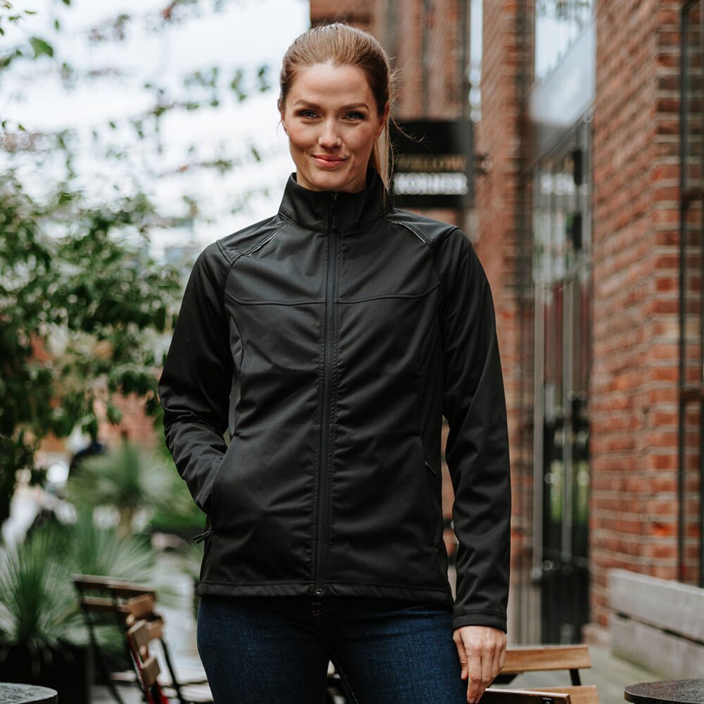 Women's Greenwich lightweight softshell